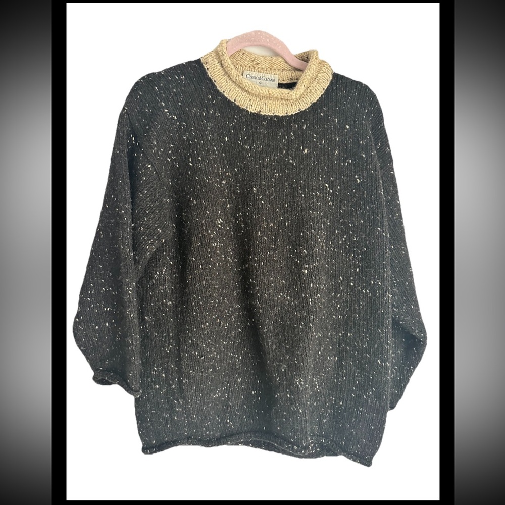 CLASSICAL CULTURE OF IRELAND  Woman’s Wool Black Pullover Crew Sweater  SZ M